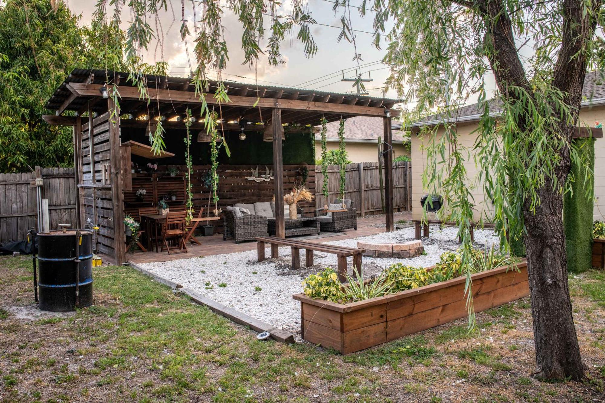 Upscale Ybor House With Outdoor Living Space Τάμπα Εξωτερικό φωτογραφία